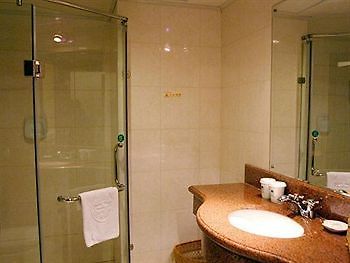 Greentree Inn Sichuan North Road Shanghai Exterior foto